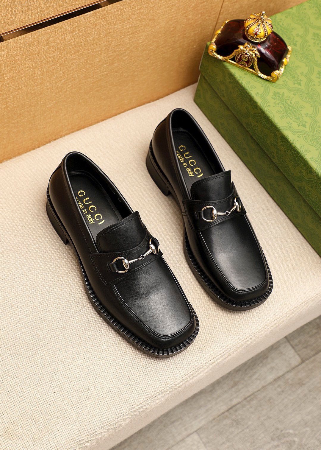Gucci Black Horsebit-Style Leather Loafers — front