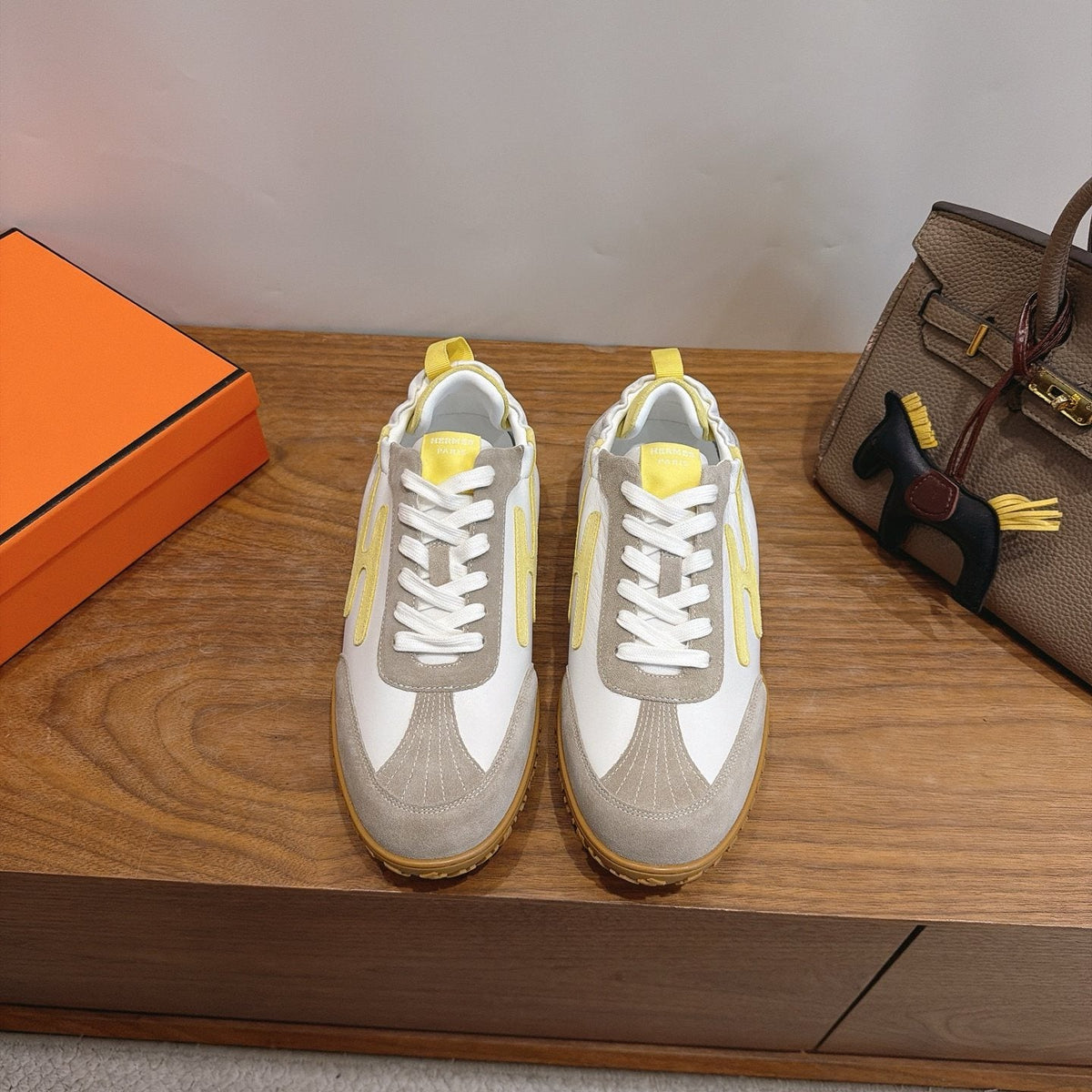 Hermès Contrast-Panel Low-Top Sneakers — front