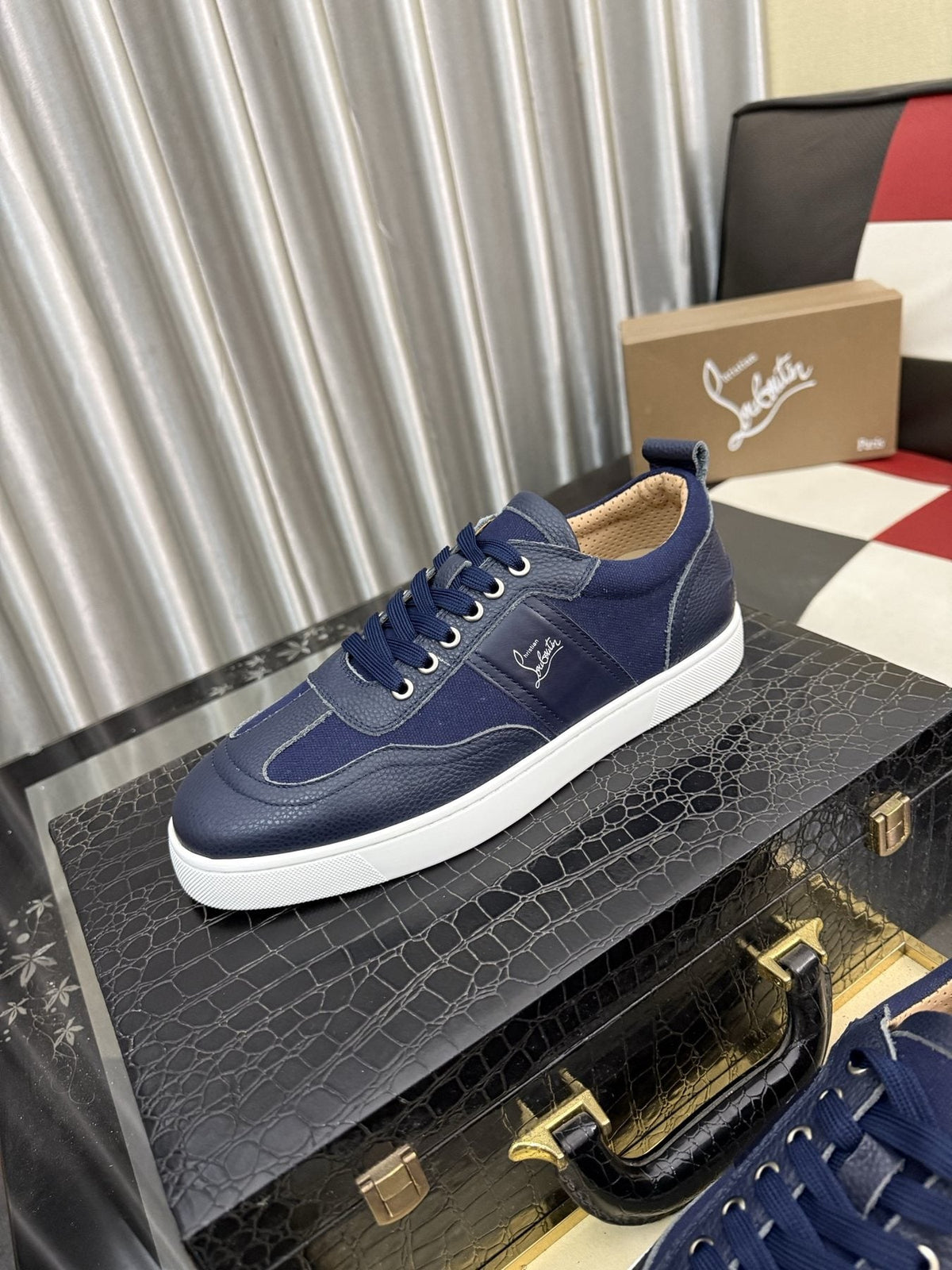 Christian Louboutin Script-Accent Low-Top Sneakers — front