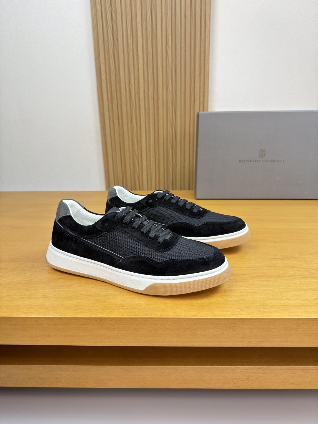 Brunello Cucinelli Color-Block Low-Top Sneakers — front