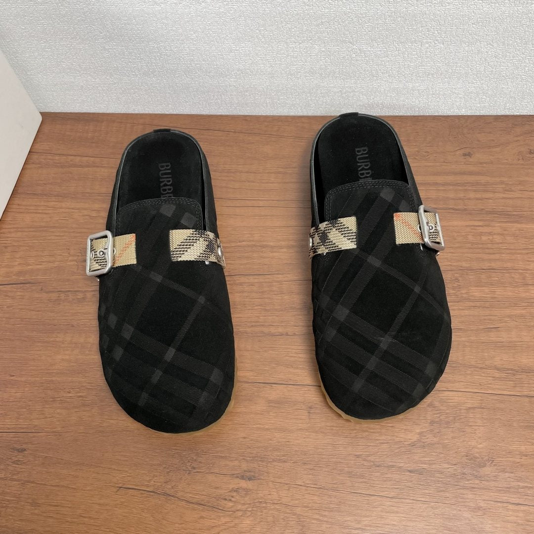 Burberry Men's Patterned Slip-On Sandals — front