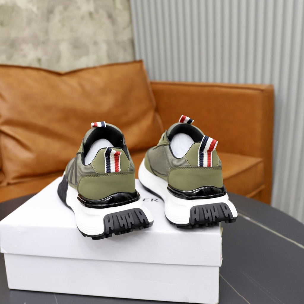 Moncler Contrast Sole Low-Top Sneakers — back