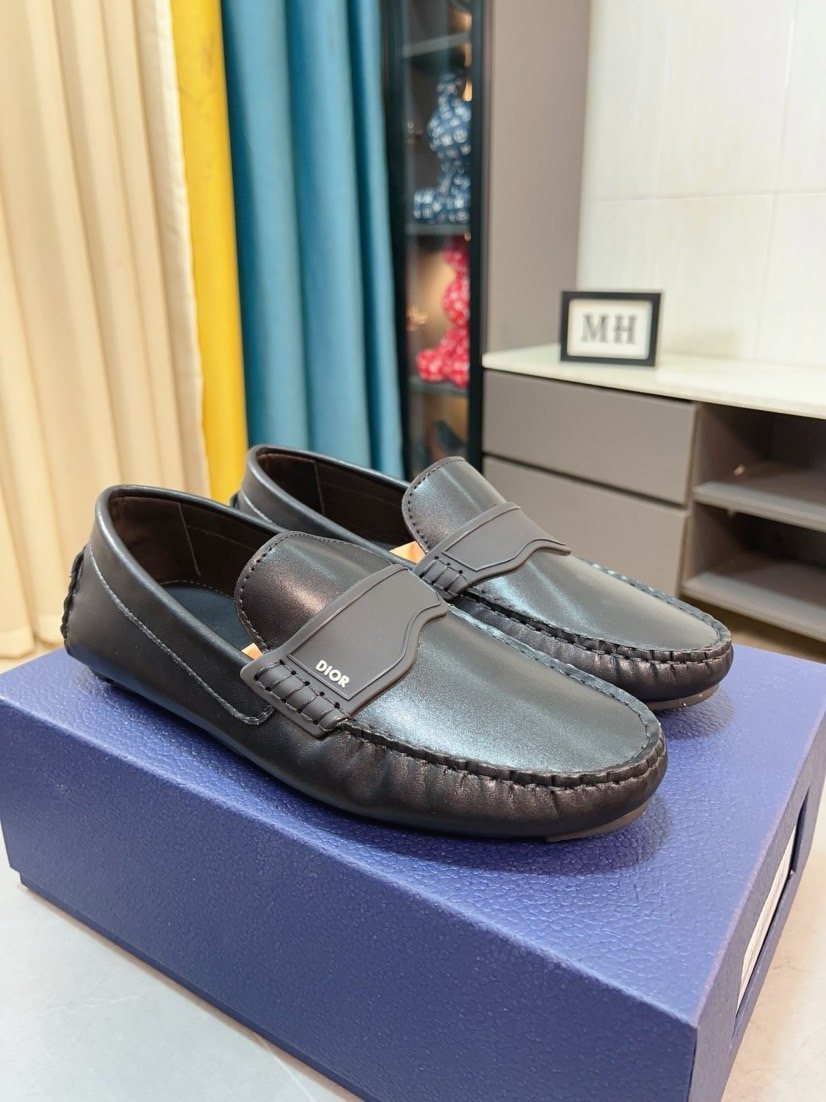 Dior Moc-Toe Logo Plaque Loafers — front