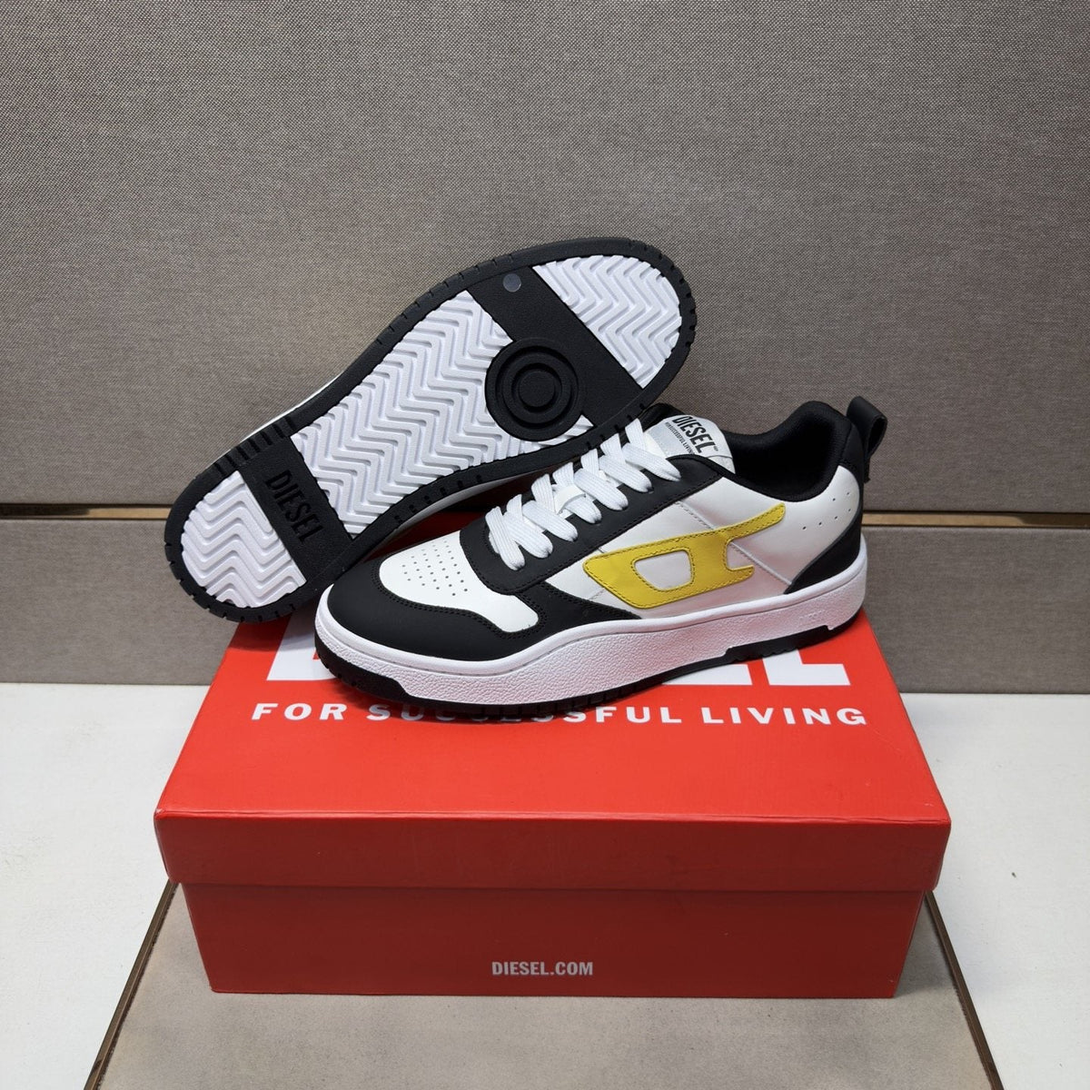 Diesel Panel Low-Top Sneakers — hero
