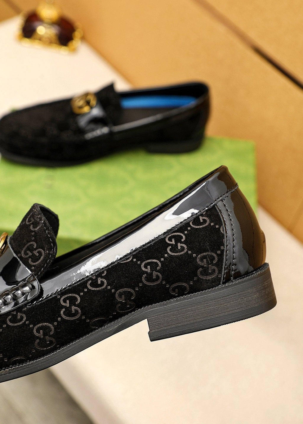 GUCCI Monogram Logo-Hardware Loafers — detail