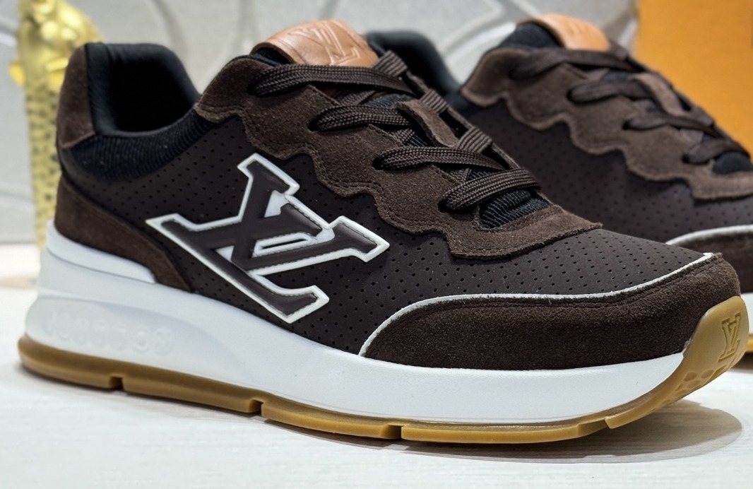 Louis Vuitton LV Panel Low-Top Sneakers — front