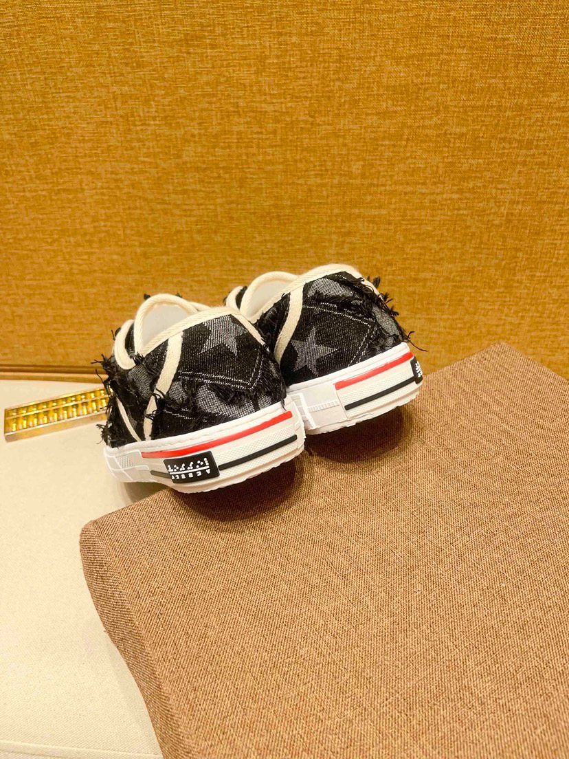 Star-Pattern High-Top Sneakers — back
