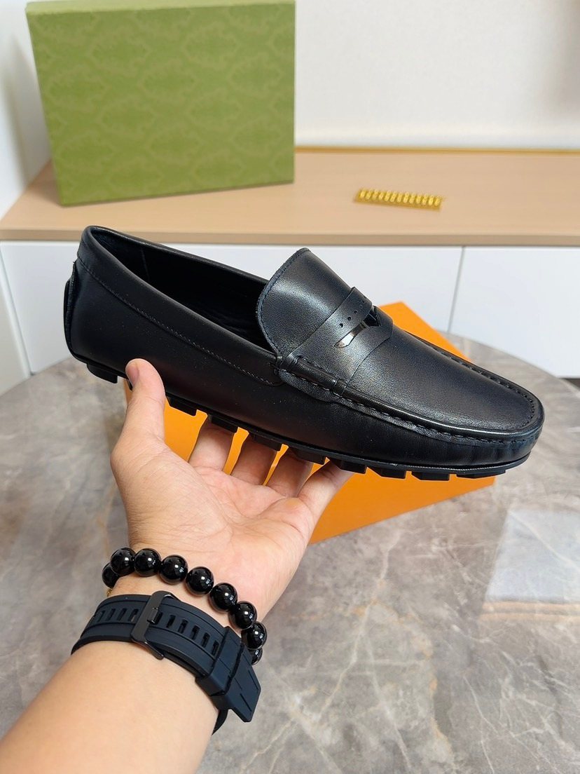Louis Vuitton Black Leather Lug Sole Loafers — model